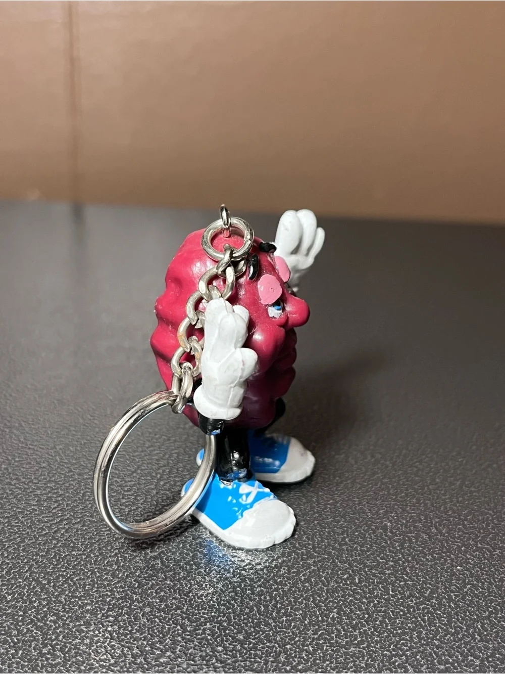 Vintage 1980's California Raisin Keychain Hands In The Air